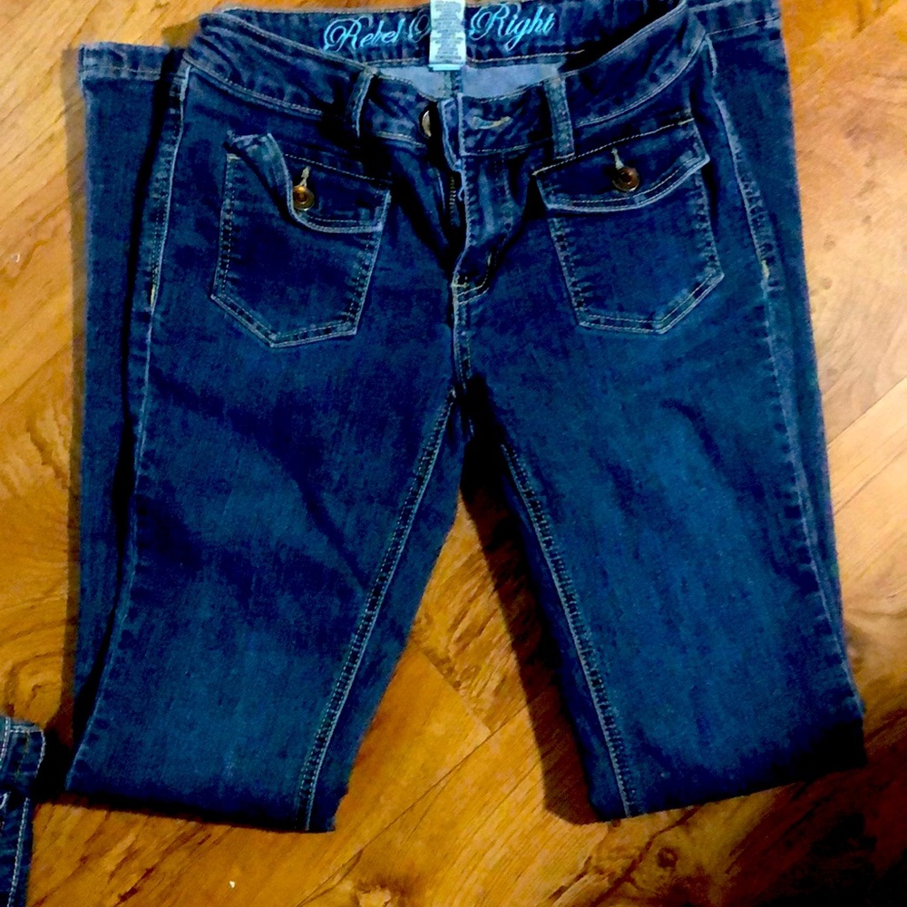 Rebel By Right Juniors Size 5 Jean.
